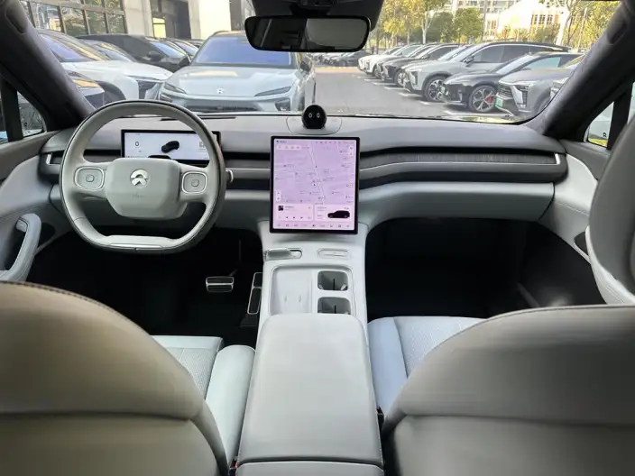 NIO ES8 2023 Model 100kWh Signature Edition – фото 5