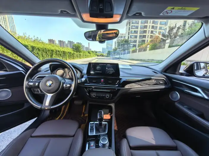 BMW 1 Series 2021 Model 120i M Sports Night Edition – фото 7