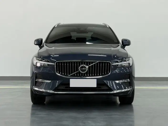 Volvo XC60 2022 Model B5 4WD Smart Range Sports Edition