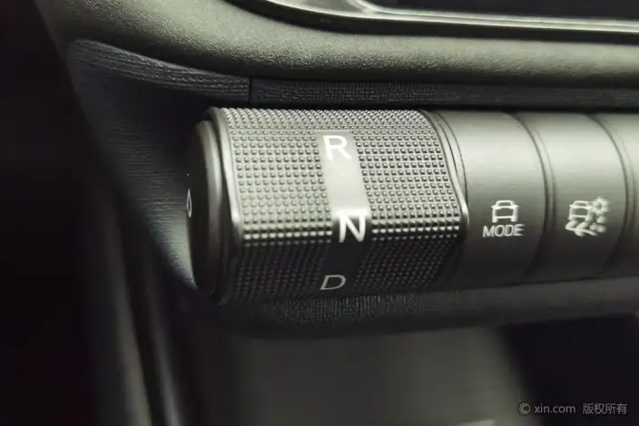 BYD Dolphin 2024 Model Honor Edition 420km Free Edition – фото 10