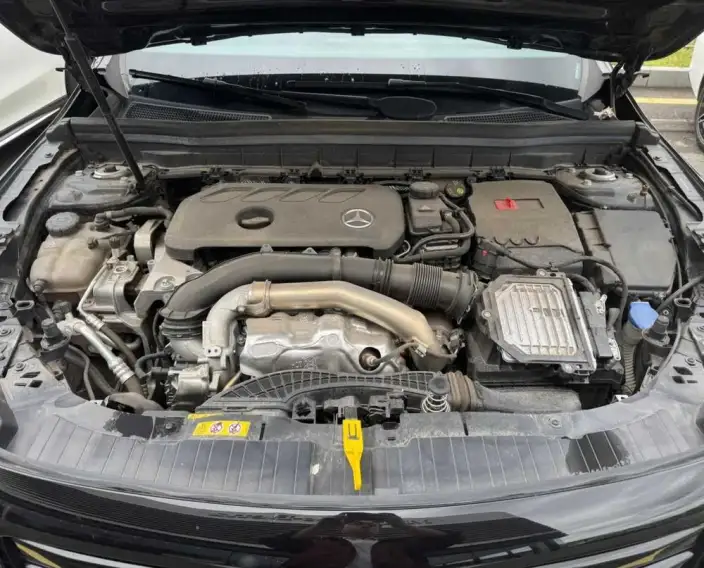 Mercedes-Benz GLB 2024 Model Facelift GLB 220 4MATIC – фото 3