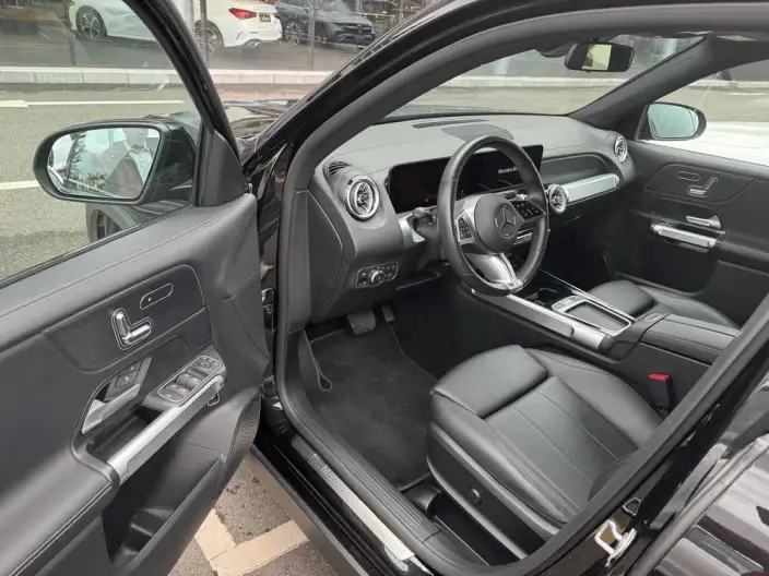 Mercedes-Benz GLB 2024 Model Facelift GLB 220 4MATIC – фото 7