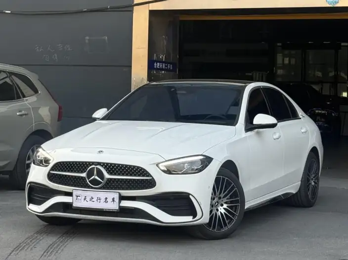 Mercedes-Benz C-Class 2024 Model C 260 L Sports Edition – фото 1