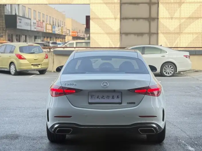 Mercedes-Benz C-Class 2024 Model C 260 L Sports Edition – фото 2