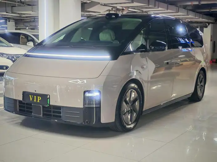 Li Auto MEGA 2024 Model Ultra Edition