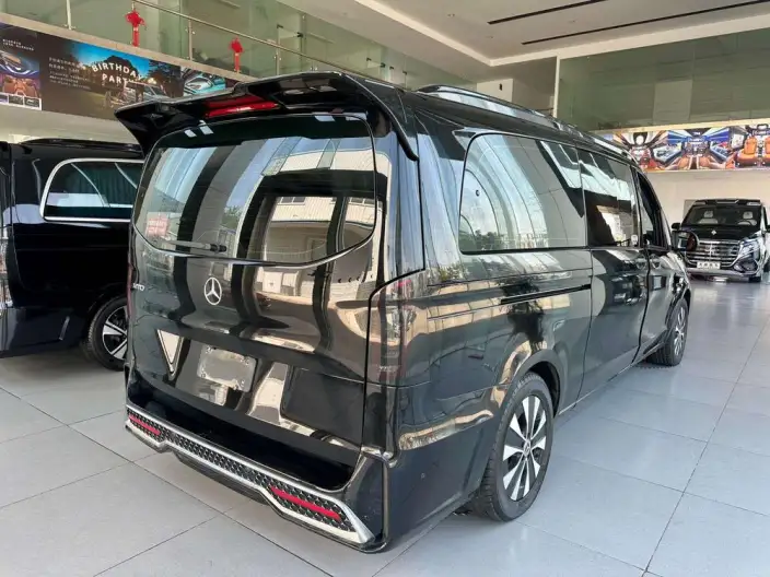 Viano 2023 Model 2.0T Elite Edition 7 seat