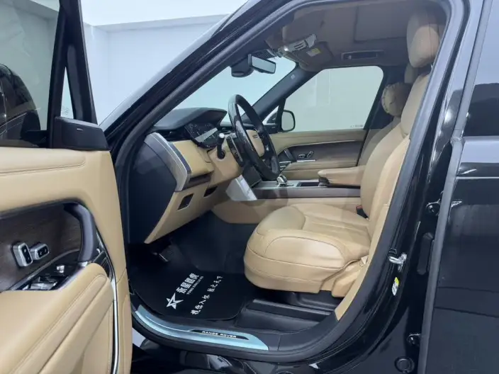 Range Rover 2025 Model 3.0 L6 400PS Shengshi Extended Edition – фото 10