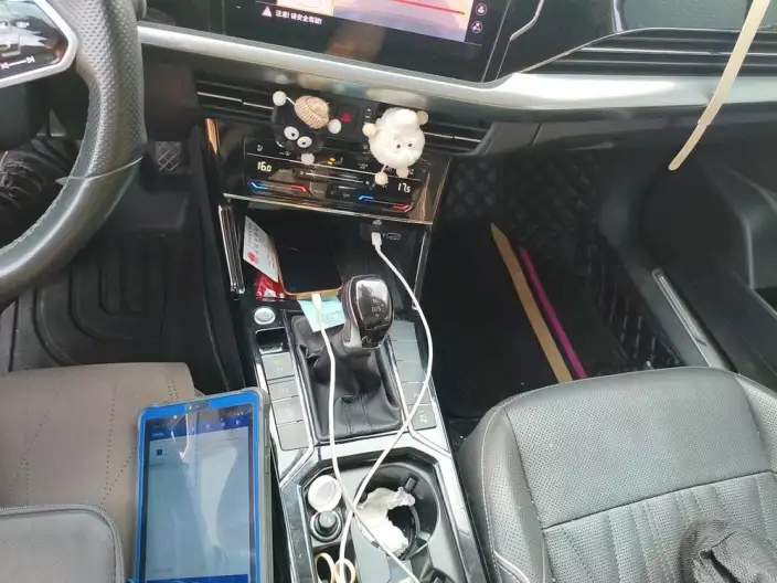 Volkswagen Passat 2023 Model Facelift 330TSI Starry sky Deluxe Edition – фото 9
