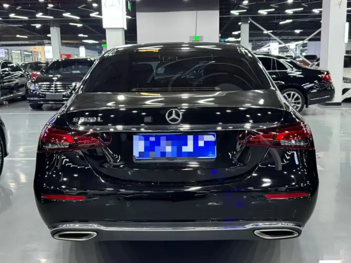Mercedes-Benz E-Class 2022 Model E 300 L Fashion Model sedan – фото 5