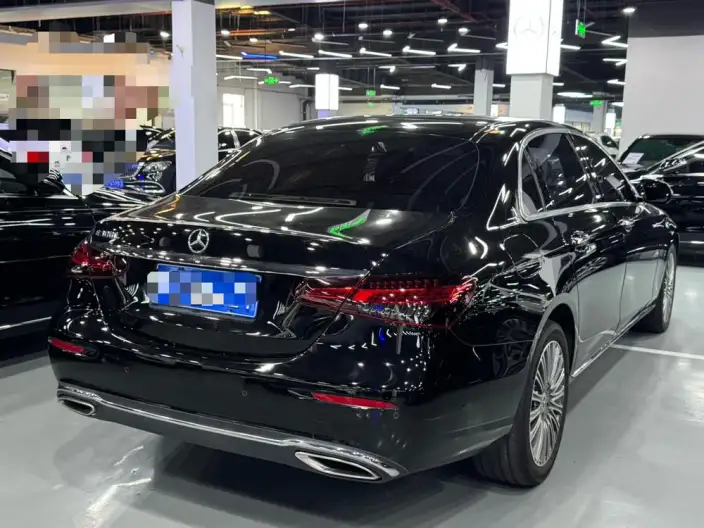 Mercedes-Benz E-Class 2022 Model E 300 L Fashion Model sedan – фото 6