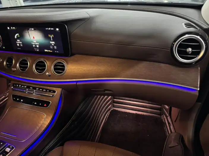 Mercedes-Benz E-Class 2022 Model E 300 L Fashion Model sedan – фото 7