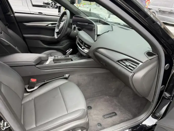 Cadillac CT5 2024 Model 28T Luxury Model Pro – фото 9