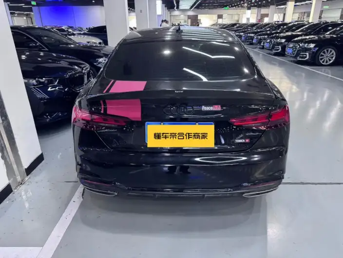 Audi A5 2024 Model Sportback 40 TFSI quattro Luxury Dynamic Model