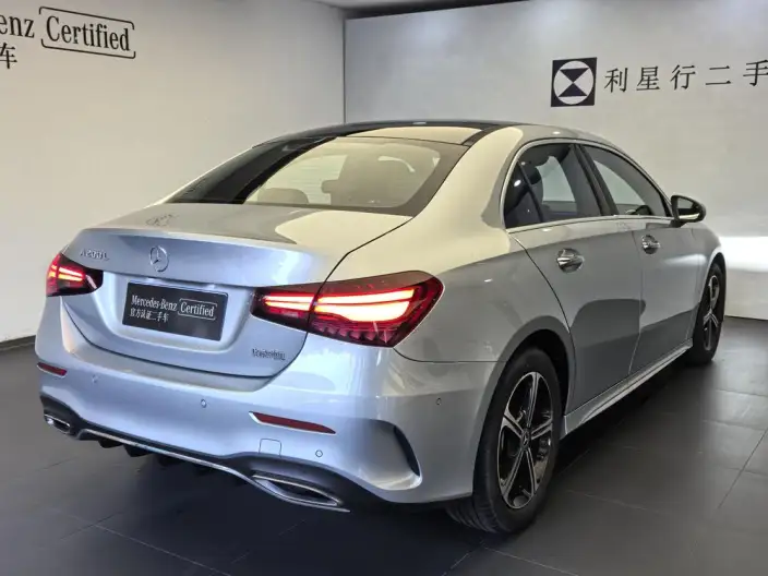 Mercedes-Benz A-class 2023 Model A 200 L Sports sedan Fashion Edition – фото 5