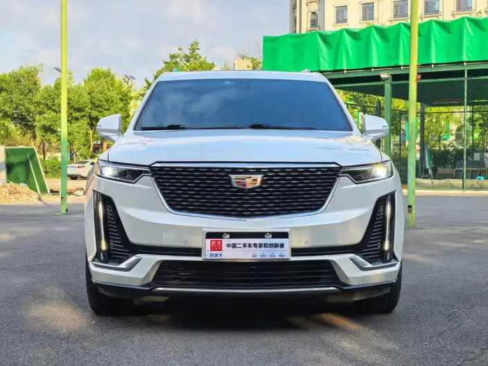 Cadillac XT6 2022 Model 2.0T VI seat 4WD Luxury Model