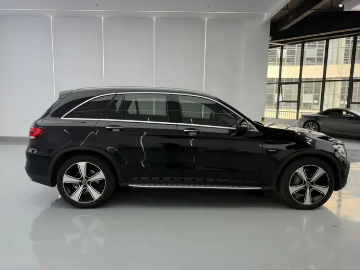 Mercedes-Benz GLC 2022 Model GLC 300 L 4MATIC Dynamic Model – фото 7