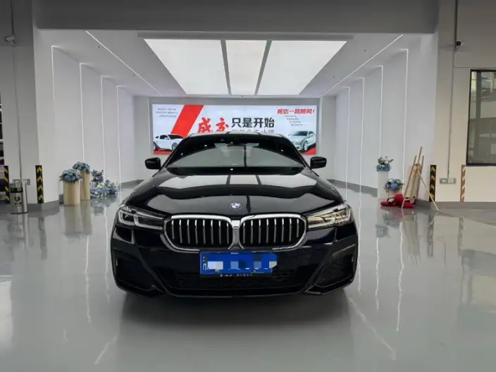 BMW 5 Series 2022 Model Facelift 525Li M Sports Set