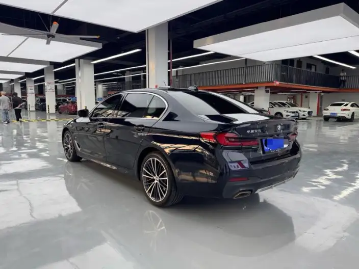 BMW 5 Series 2022 Model Facelift 525Li M Sports Set