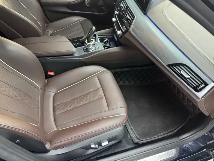 BMW 5 Series 2022 Model Facelift 525Li M Sports Set – фото 7