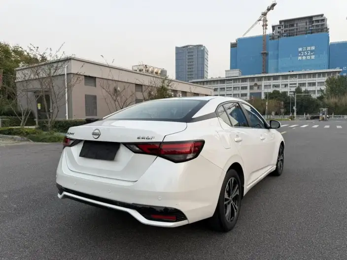 Nissan Sylphy 2023 Model 1.6L CVT Yuexiang Edition – фото 7