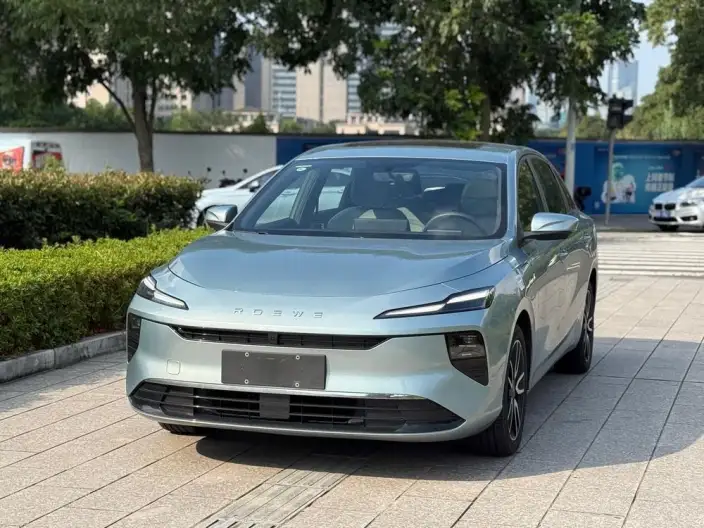 Roewe D6 2025 Model 450km Exclusive Edition
