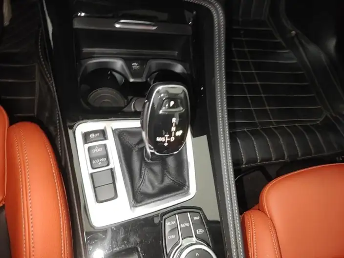 BMW 1 Series 2023 Model 125i M Sports Night Edition – фото 10