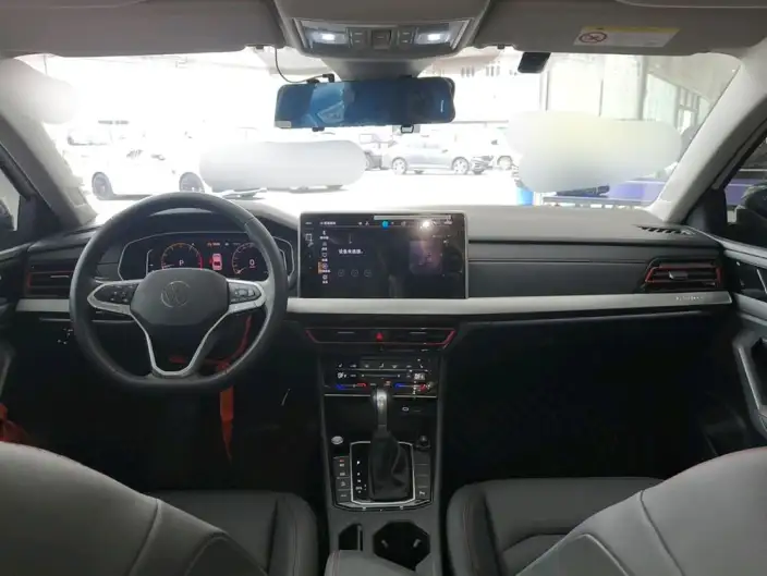 Volkswagen Lavida 2024 Model 300TSI DSG Starry Sky Leading Edition – фото 6