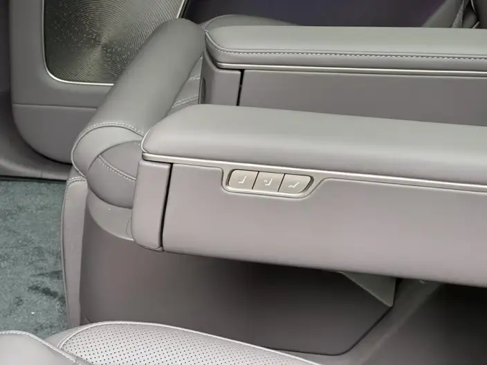 NIO ES8 2026 Model VI seat Executive Deluxe Edition – фото 8