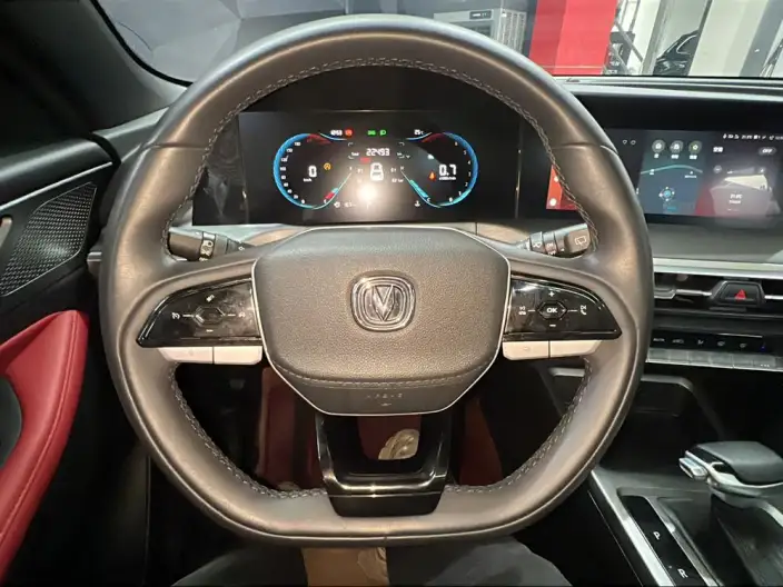 Changan CS35 PLUS 2023 Model Changxiang Edition Blue whale NE 1.4T DCT Noble Model – фото 8