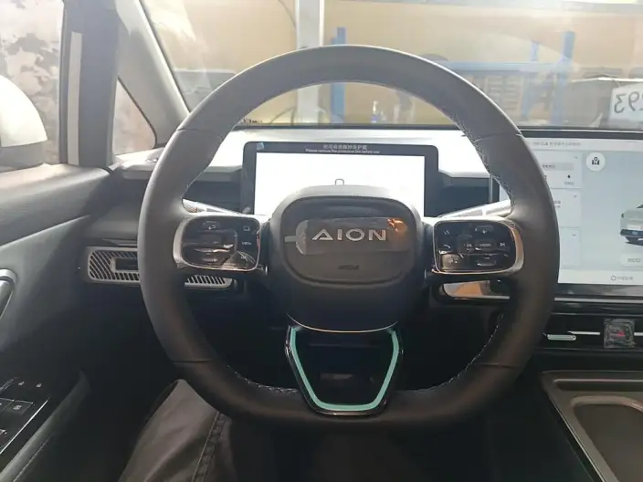 AION Y 2025 Model Plus 510 Lexiang Edition – фото 10