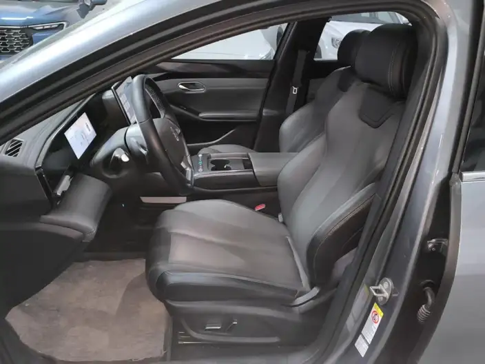 QinL EV 2025 Model 470KM Leading Model – фото 10