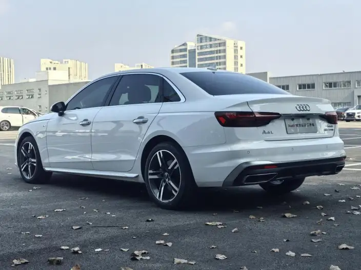 Audi A4 L 2022 Model 40 TFSI Fashion Dynamic Model