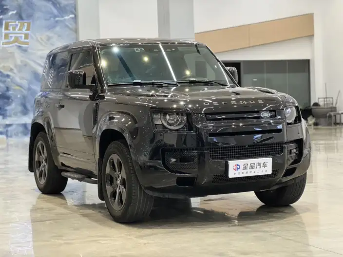 Land Rover Defender 2023 Model 90 3.0T P400 XS