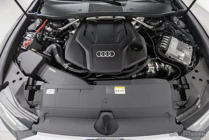 Audi A6L 2023 Model Facelift 55 TFSI quattro Exclusive Dynamic Model – фото 5