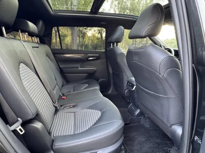 Crown Kluger 2023 Model Intelligent Hybrid 2.5L E-CVT 4WD Premium Edition – фото 10
