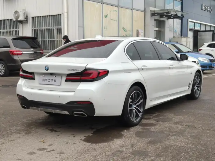 BMW 5 Series PHEV 2022 Model 535Le M Sports Set – фото 5