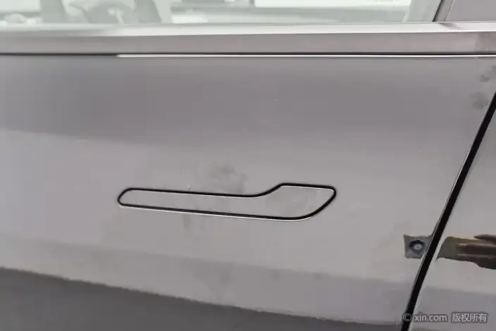 Model Y 2023 Model Long Battery Life Pro All-wheel drive version – фото 7
