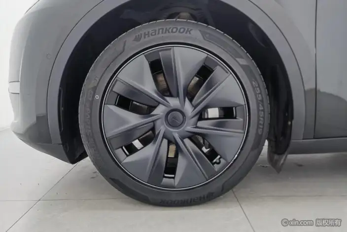 Model Y 2023 Model Long Battery Life Pro All-wheel drive version – фото 8