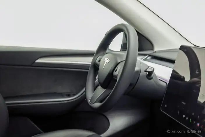 Model Y 2023 Model Long Battery Life Pro All-wheel drive version – фото 9