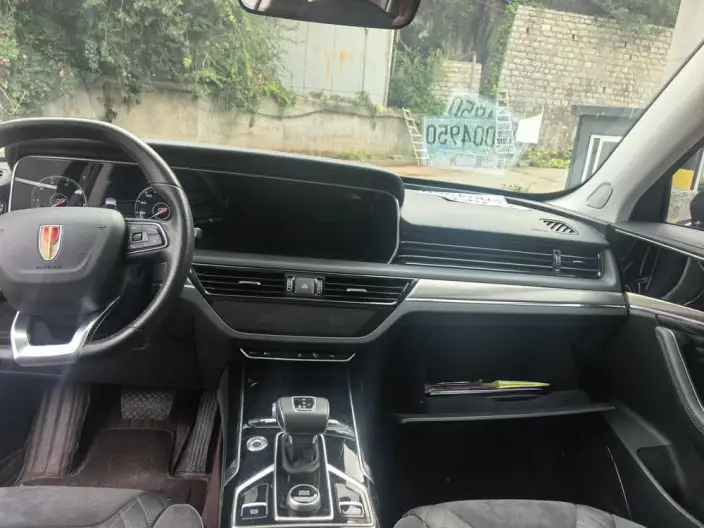 Hongqi HS5 2022 Model 2.0T Smart Flag Enjoy Edition
