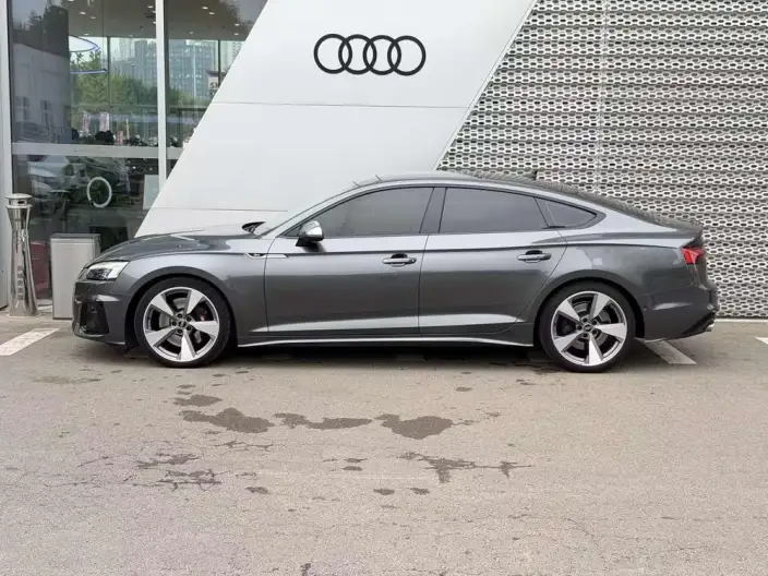 AUDI S5 2022 Model 3.0T Sportback