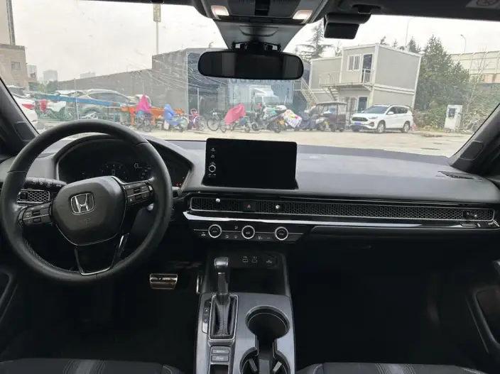 Honda Civic 2022 Model 240TURBO CVT Combustion Edition – фото 7