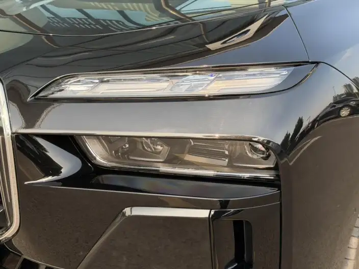 BMW i7 2023 Model eDrive50L Exclusive Model M Sports Set – фото 7