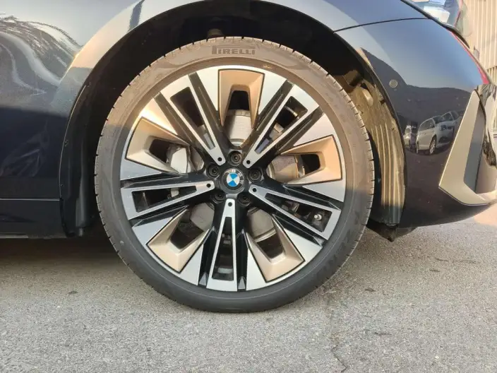 BMW 5 Series 2024 Model 530Li Exclusive Model Luxury Set – фото 7