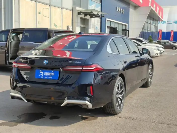 BMW i5 2024 Model eDrive35L M Sports Set – фото 4