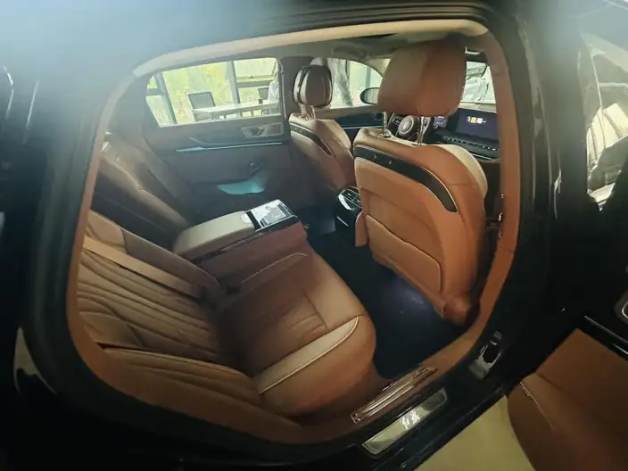 HONGQI H9 2025 Model 2.0T Flag Xiang Luxury Business Edition – фото 5