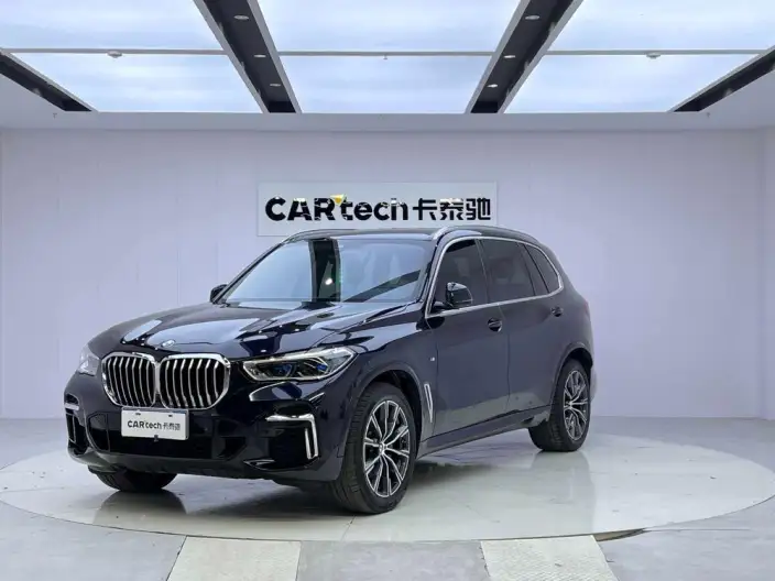 BMW X5 2022 Model xDrive 30Li Exclusive Model M Sports Set – фото 1
