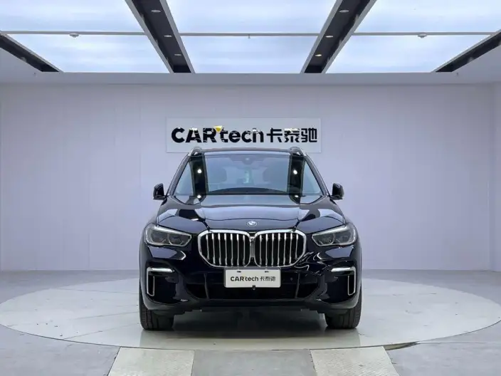 BMW X5 2022 Model xDrive 30Li Exclusive Model M Sports Set – фото 2
