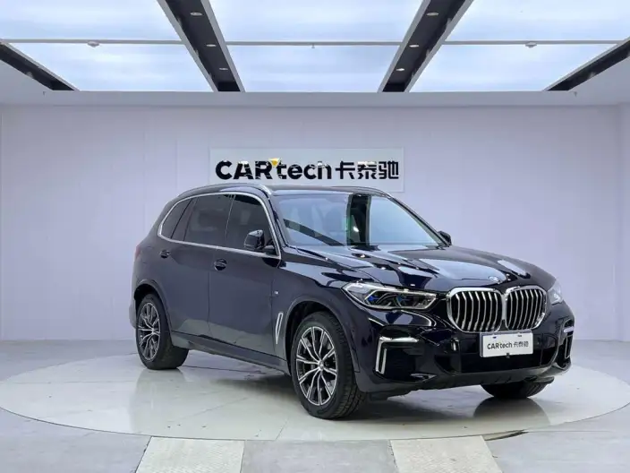 BMW X5 2022 Model xDrive 30Li Exclusive Model M Sports Set – фото 3