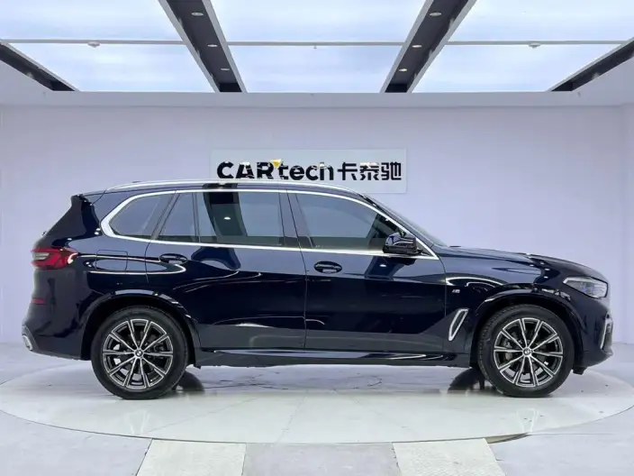 BMW X5 2022 Model xDrive 30Li Exclusive Model M Sports Set – фото 8